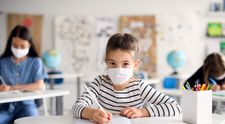 Cel mai nou studiu arată probabilitatea de infectare cu noul coronavirus în scoală, în cazul cursurilor efectuate în clasă
