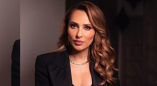 Iulia Vântur s-a afișat într-o ipostază uluitoare! Partenera actorului indian Salman Khan a îmbrăcat rochia de mireasă
