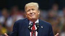 Donald Trump vrea să-și lanseze propria platformă de socializare, după ce i-au fost blocate mai multe conturi pe internet
