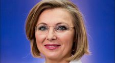 Dr Dana Jianu, medic primar chirurgie plastică și estetică: ”Dețin ”secretul” pentru eliminarea definitivă a cearcănelor”