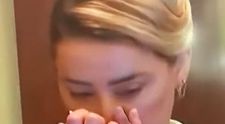 Filmare șocantă cu Amber Heard! A luat droguri în sala de judecată, în mijlocul procesului cu Johnny Depp?