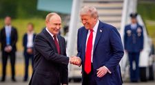 ”Data următoare, ne vedem la Moscova”. Ce reacție a avut Donald Trump când Vladimir Putin i-a făcut amenințătoarea invitație, în limba engleză