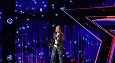 Românii au talent 2021: Mădălina Jucan a trecut în etapa următoare după o interpretare plină de emoții