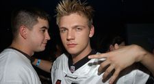 O femeie cu autism și paralizie cerebrală susține că a fost violata de Nick Carter când era minoră. Ce acuzații îi aduce