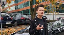 Bucurie mare pentru Selly! Celebrul vlogger are acum numere la mașină: “Ce părere aveți?”