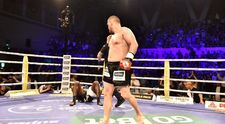 Viața la Ferma i-a priit. Cătălin Moroșanu l-a învins pe Daniel Sam pe pământ românesc