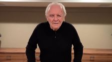 Anthony Hopkins, mesaj emoționant pentru 2023: ”Într-o lume plină de ură, fiți buni cu voi”