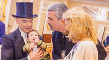 VIDEO Cornel Păsat și Bianca și-au botezat fiul. Ce ținute extravagante au avut la ceremonie