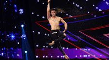Românii au talent 2022: Vioris Zoppis, spectacol acrobatic uluitor: “Ce ai făcut tu bate orice record!”