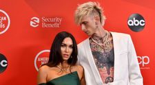 Machine Gun Kelly poartă mereu cu el o picătură din sângele iubitei Megan Fox dintr-un motiv bizar