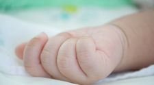 Părinții bebelușului care a murit după ce a fost trimis acasă de două ori de către medicul de familie, primele declarații! Familia este distrusă de durere: „Aş fi fost în stare de orice pentru el”