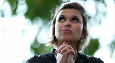 O femeie cu amnezie severă nu-și amintește ultimii 23 de ani de viață. Ce face când memoria i se șterge complet