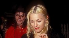 Madonna, dezvăluiri despre relația cu Michael Jackson: „Ne-am sărutat. L-am relaxat cu un pahar de vin”