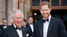 Prințul Harry se întoarce în Marea Britanie fără Meghan Markle. Este prima întâlnire cu familia regală după ce Kate Middleton a anunțat că are cancer
