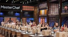 MasterChef, 29 septembrie 2025. Ei sunt cei 24 de concurenți care au rămas în competiție. Să înceapă prima probă din bucătăria MasterChef. Leguma care le-a dat bătăi de cap concurenților la prima probă: „Exact de asta mi-a fost frică”