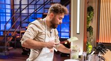 Semifinala MasterChef, 10 decembrie 2024. Concurenții trebuie să gătească cu un buget redus! Ce vor reuși să prepare la felul principal, cu doar 250 de lei