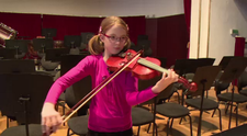 Povestea Esterei, fetita de 10 ani, comparata cu Mozart. Specialistii spun ca are 