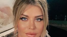 Loredana Groza, pusă la zid de fani din cauza fotografiilor în costum de baie: „Ce se întâmplă cu tine?”