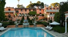 Casa în care s-au filmat scene din filmul Nașul e scoasă la vânzare din 2007. De ce n-o vrea nimeni