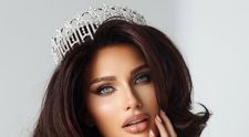 O concurentă la Miss SUA 2025, care suferă de alopecie, a renunțat la perucă în timpul defilării. A ținut totul în secret până acum