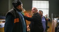 TĂTUȚU’ este determinat să-i elimine pe toți cei care sunt o amenințare pentru el: „Vreau să mierlești pe colega”