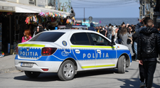 Mărturii din interior: polițiștii de pe Litoral, constrânși să închidă ochii la consumatorii de alcool și droguri?
