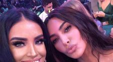 Adelina Pestrițu, pe covorul roșu alaturi de Kim Kardashian. Cum s-au pozat cele două “influencerițe”