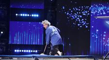 Românii au talent 2021: Costin Pity, acrobație și distracție într-un număr animat și amuzant 