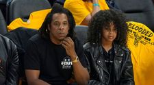 Cât de mult a crescut fiica lui Beyonce! Blue Ivy, surprinsă la un meci de baschet cu tatăl ei