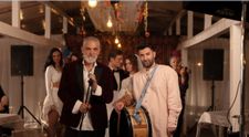 La 8 ani de la succesul „În stație la Lizeanu”,    Damian Drăghici și Smiley lansează „S-a furat mireasa”, noul hit al nunților românești