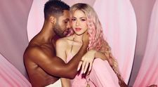Shakira, în ipostaze tandre cu un actor din Emily în Paris, cu 16 ani mai tânăr decât ea. Imaginile care i-au înnebunit pe fani