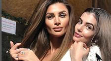 Monica și Ramona Gabor, în ținute business. Cum s-au îmbrăcat cele două într-o călătorie de afaceri la Monaco