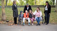 Visuri la cheie, 4 decembrie. Familia Munteanu merge în prima vacanță din viața lor! Pentru că Ștefania este însărcinată în șapte luni, copiii au avut parte de momente pline de adrenalină și distracție la o piscină din București