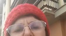 Românca rămasă pe străzi în Italia a primit ajutor din partea autorităților! Apelul ei a devenit viral