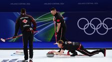 Haos la curling! Cine a strigat ditamai înjurătura, în direct, la TV, după ce a fost acuzat de rivali că a trișat