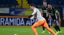„Medicii au încercat 45 de minute să-l resusciteze”. Tatăl fotbalistului Dragoş Huiban a murit în parcarea stadionului din Galați, după meciul fiului. Cauza decesului
