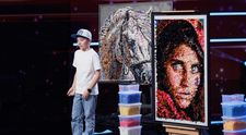 Românii au talent, 23 ianuarie 2026. Albert Oprea a ridicat juriul în picioare și a primit ropote de aplauze cu un talent unic în lume. A transformat piesele LEGO în artă pură și a dus totul la un alt nivel: „Când ai ridicat tabloul, mi-ai dat la temelie”