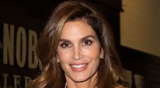 Cindy Crawford, apariție surprinzătoare la o petrecere de Halloween. Cum s-a costumat supermodelul