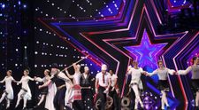 Românii au talent 2022: Trupa Art Studio Repede a oferit un spectacol pe cinste pe scena talentelor