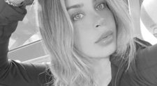 O tânără de 27 de ani a fost împușcată mortal de soacra ei. Momentul crimei a fost surprins de camerele de filmat. Motivul halucinant pentru care femeia și-a ucis nora: „Ești al meu, ea mi te-a furat”