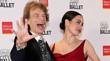 Octogenar și îndrăgostit! Mick Jagger, apariție controversată la 82 de ani alături de logodnica cu 44 de ani mai tânără