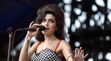 Cum arată actrița care se va transforma în Amy Winehouse pentru filmul biografic intitulat "Back to Black"