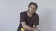 VIDEO Dragoș Bucur te învață să montezi singur parchetul în casă