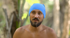 Survivor All Stars, 9 aprilie 2024. Sorin Pușcașu duce rivalitatea cu Andrei Ciobanu la un alt nivel. Revenit în echipa Războinicilor, fostul Faimos se lovește de reproșuri constante: „Este persoana care își vede interesul”