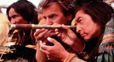 El este celebrul actor care a fost condamnat pe viață la închisoare! Ce acuzații i se aduc lui Nathan Chasing Horse, cunoscut pentru rolul din filmul Dances With Wolves