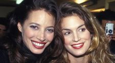 A fost exclusă dintr-un show de modă în anii ’90. Cum arată acum Christy Turlington, prietena lui Cindy Crawford