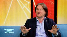 ”Din 2028, fiecare liceu din țara asta, indiferent de profil, va avea o oră de teatru” Liviu Lucaci, la Întrebarea Mesei Rotunde
