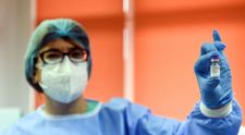 Prospectul vaccinului anti-COVID, publicat și în limba română. Care sunt recomandările și efectele adverse
