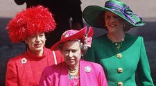 Regina Elisabeta dă ordine chiar și după ce a murit! Cum se laudă Sarah Ferguson că ar comunica fosta monarhă