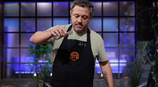 Masterchef: Restul e plăcere. Supă de pește în stil asiatic (Bontea)